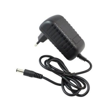 12V 1A Türk/İngiliz 5.5x2.5mm Priz Tipi Adaptör